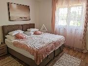   , , mala slika 25