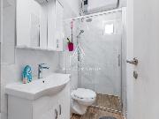   , , mala slika 35