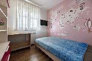   , , mala slika 8