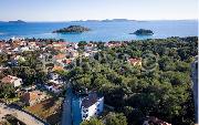   , , mala slika 9