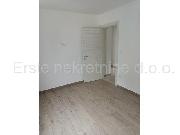  , , mala slika 10